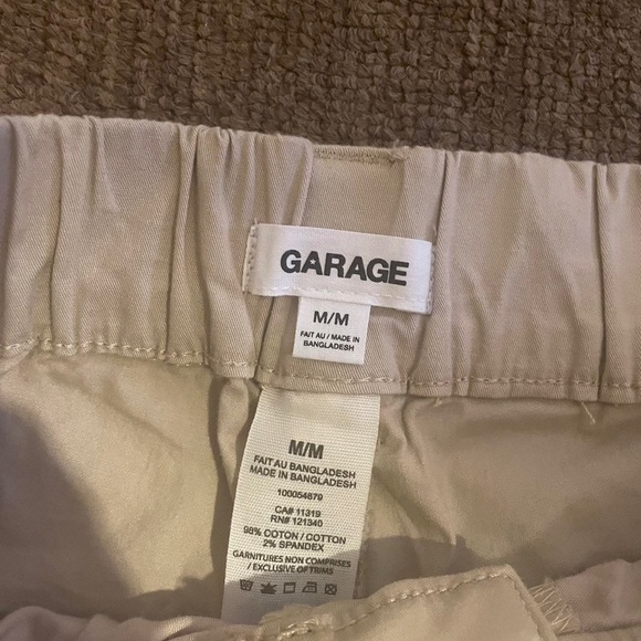 GARAGE KHAKI CARGO JOGGERS🤍 - Picture 3 of 3